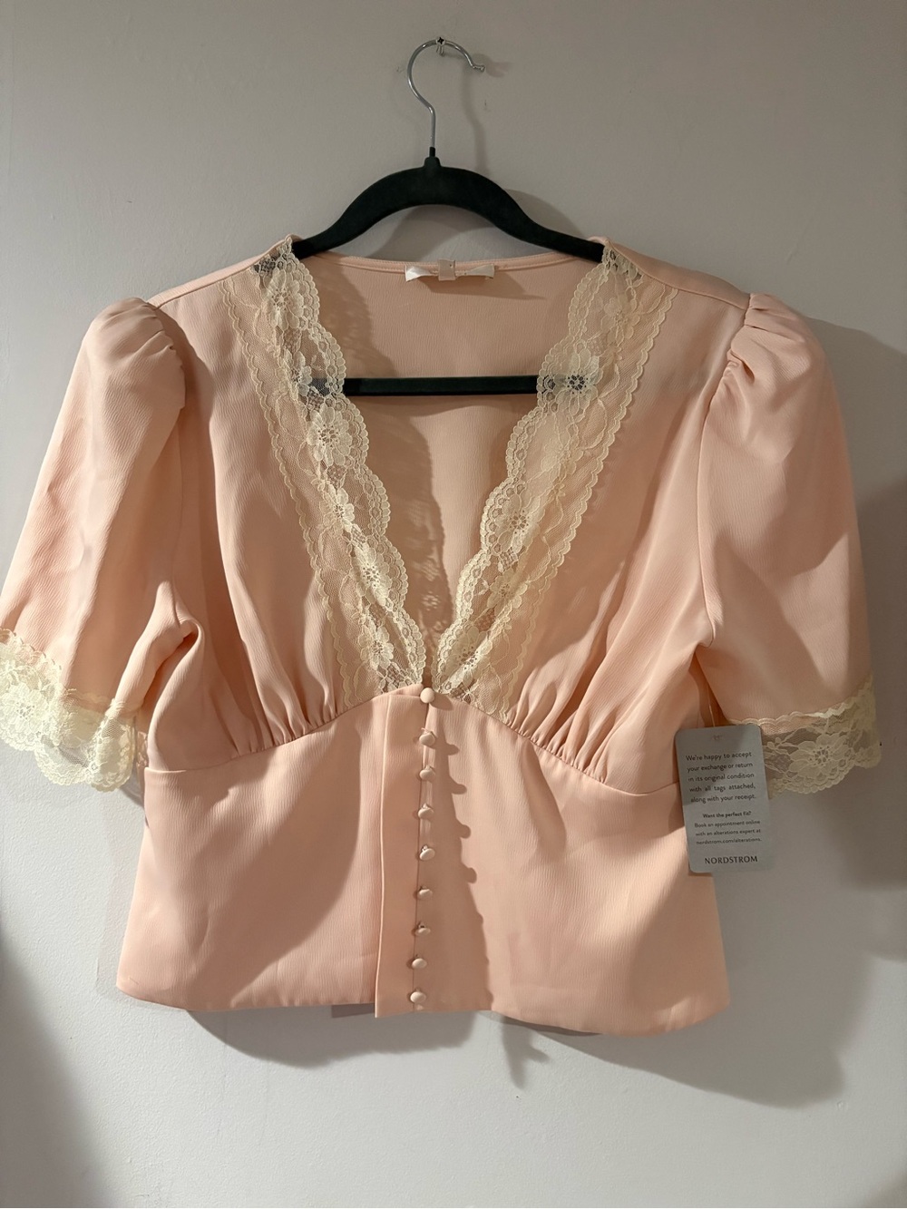 NWT Wayf Peach Lace-Trim Button Front Chemise Top Size Medium